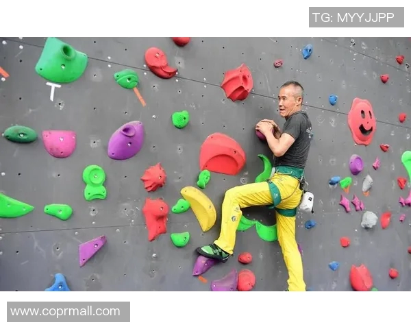 深圳攀岩队的节奏与挑战探索攀岩运动的魅力与精神 深圳攀岩队的节奏与挑战探索攀岩运动的魅力与精神