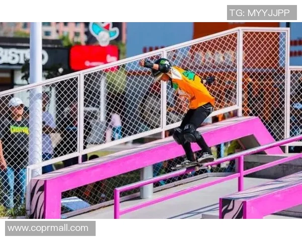 武汉滑板队在全国滑板配合排行榜中荣获第四名展现出强大实力与团队合作精神 武汉滑板队在全国滑板配合排行榜中荣获第四名展现出强大实力与团队合作精神