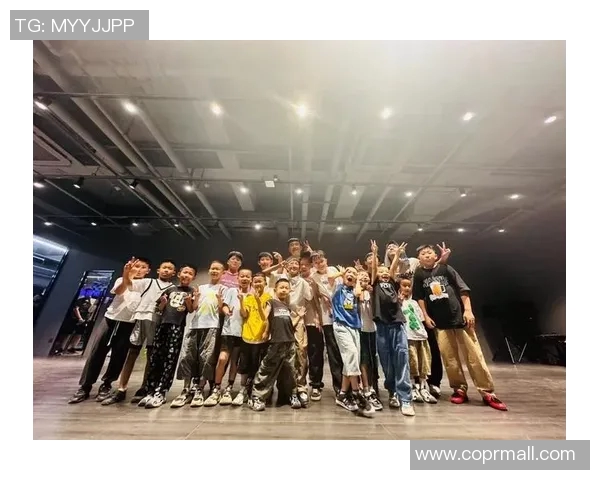 上海街舞队的节奏与风格解析领略街舞文化的热潮与魅力