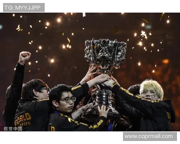 全球总决赛特别报道:FPX从低谷崛起的辉煌逆袭之路 全球总决赛特别报道:FPX从低谷崛起的辉煌逆袭之路