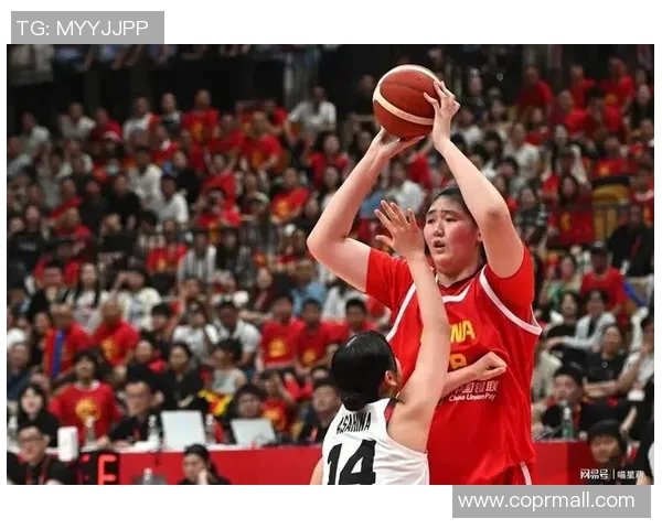 沈阳女篮与河南女篮激战正酣谁能在赛场上笑到最后