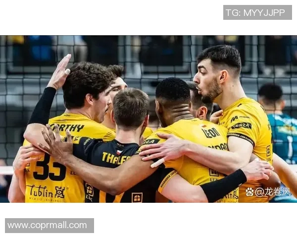 萨卡特卡与莱昂的激烈对决揭示了足球战术的魅力与团队合作的重要性