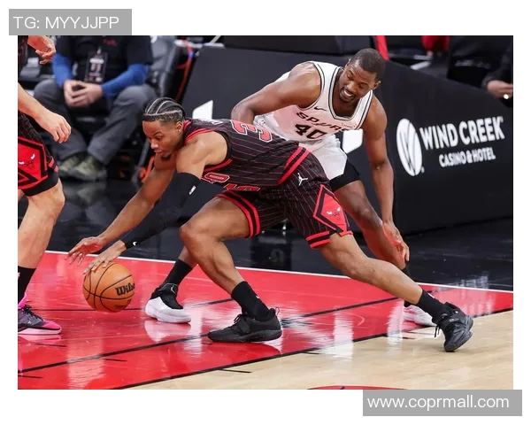 公牛队与马刺的激烈对决谁能在NBA赛场上笑到最后