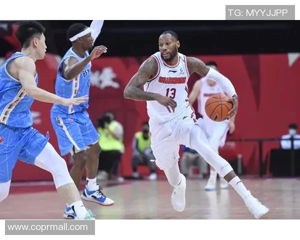 广东与首钢篮球对决历史战绩回顾与分析 广东与首钢篮球对决历史战绩回顾与分析